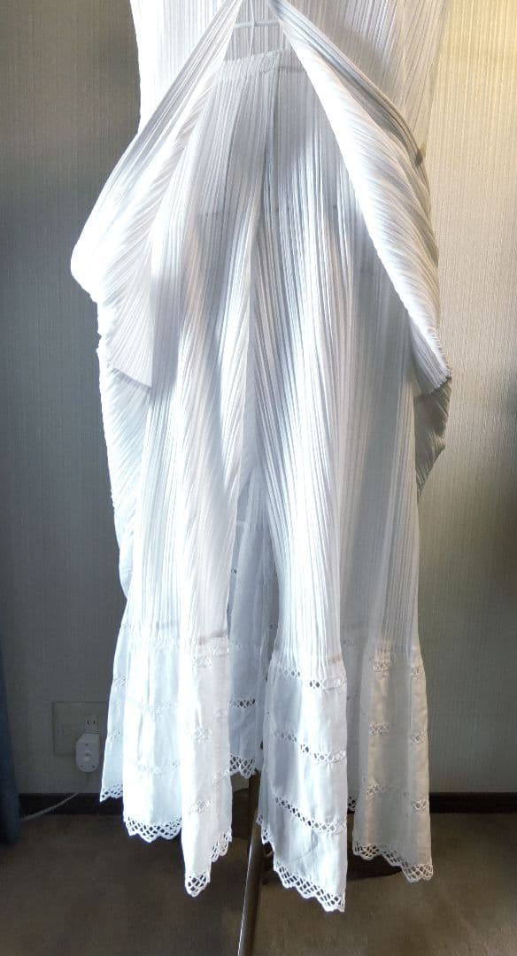 PLEATS PLEASE ヴィンテージ ロングワンピース 白 レース
