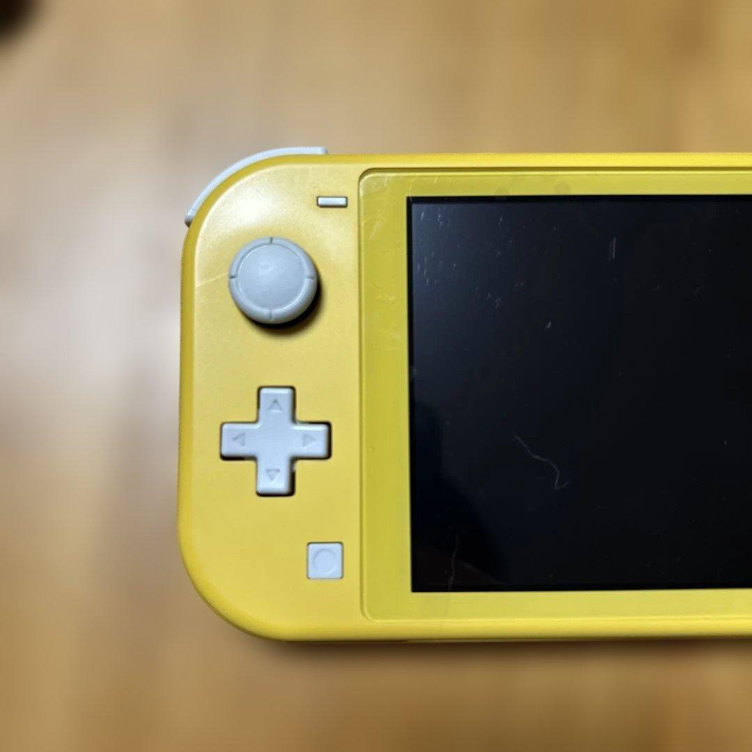 Nintendo Switch Lite イエロー HDH-001 本体、充電器