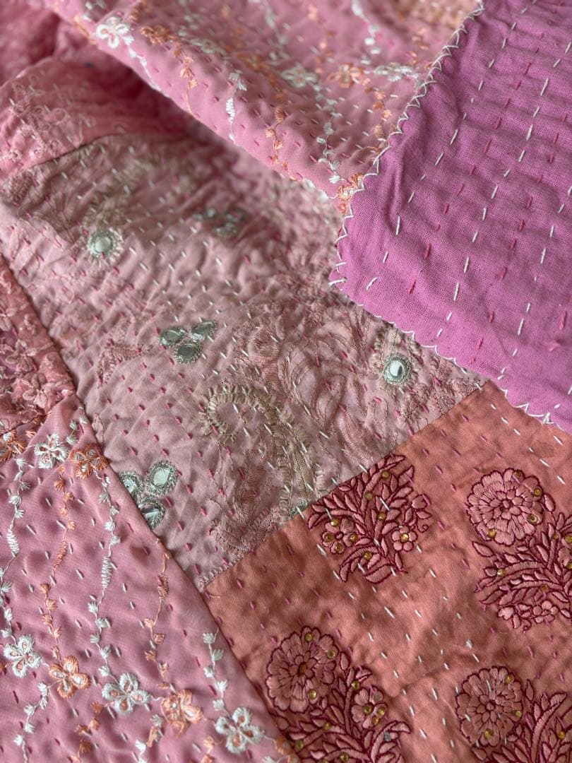 インド刺繍 ラリーキルト カンタキルト パッチワークキルト ベッドカバー 大判