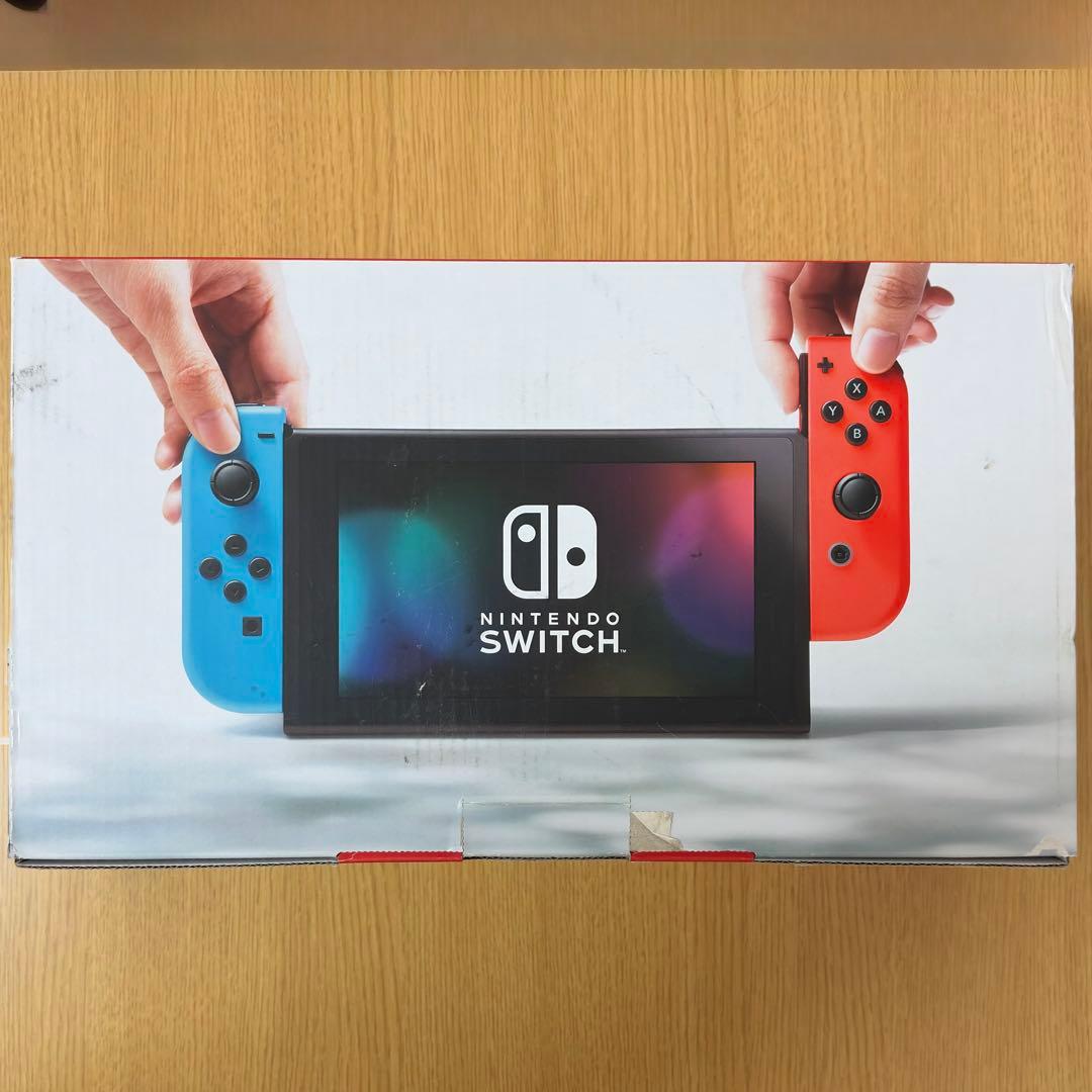 Nintendo Switch一式　ジョイコン&ケース付き