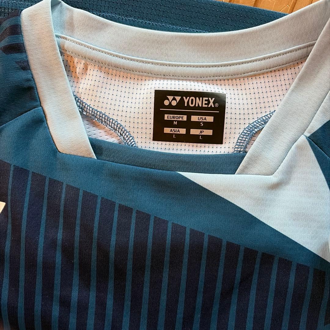 YONEX ジオメトリックパターン シャツ Mサイズ