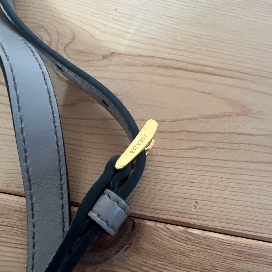 未使用PRADA正規品 ショルダーストラップ グレー×ゴールド金具 付け替え用