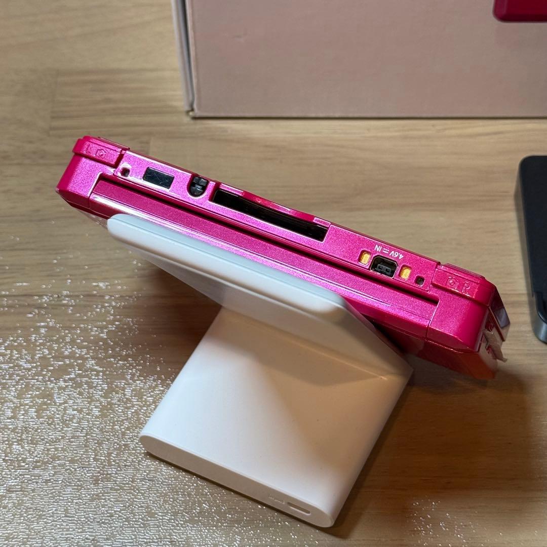 5-250 ニンテンドー3DS グロスピンク 箱付き
