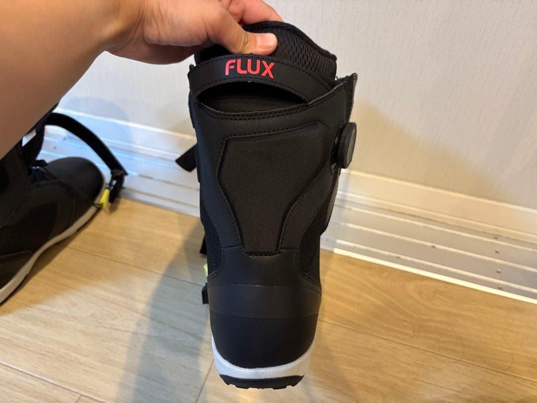 スノーボード FLUX HB-BOA