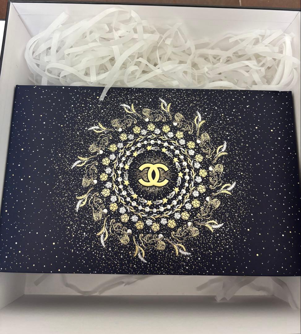 完売品新品未使用CHANELルージュココ グロス トリオセット／巾着チャーム等付