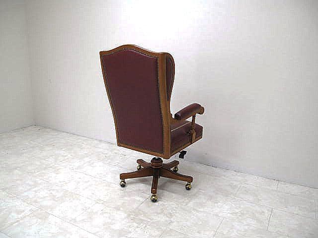 【展示品】 GRILLI「Rondo」総本革チェスターフィールドチェア　約60万