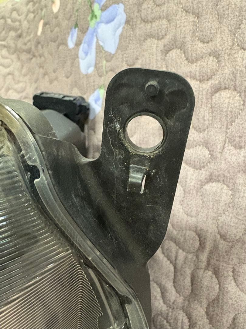 ホンダ N-VAN左LEDヘッドライト