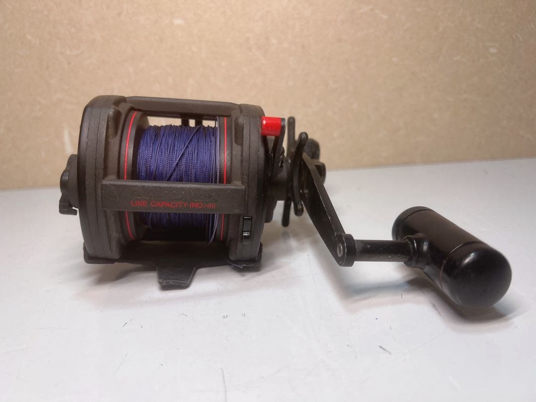 リール RYOBI ADVENTURE CARBON 70 MAGTEC