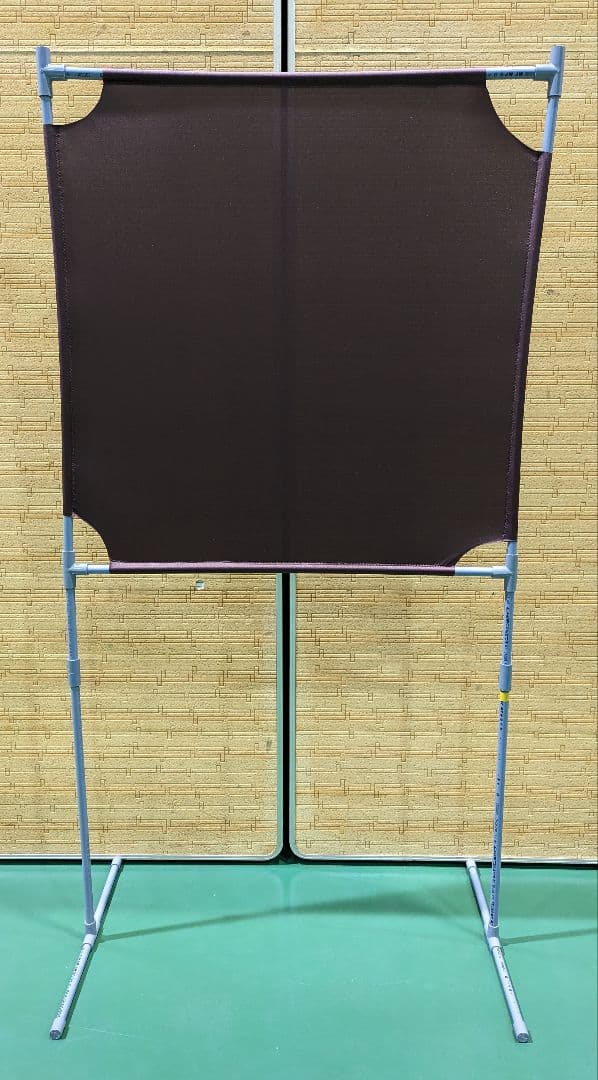 茶色 サーブ練習できる壁打ち無音布(むおんふ)静かにレシーブ練習自立型