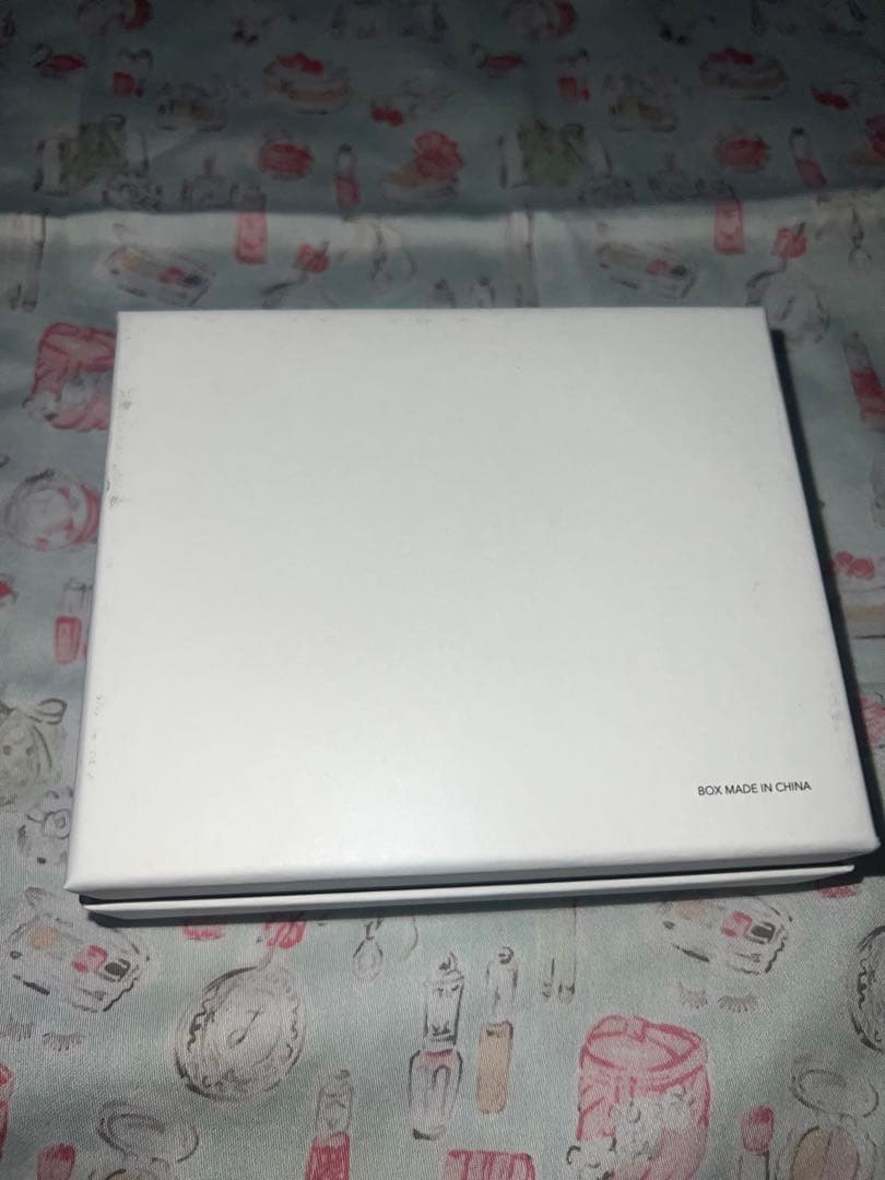 新品未使用 FURLA レザーキーケース カーキ 保存袋付き