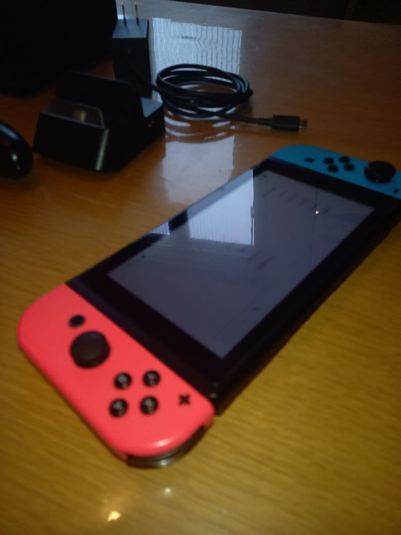 訳あり　Nintendo Switch 本体 青/赤 Joy-Con 付属品付き