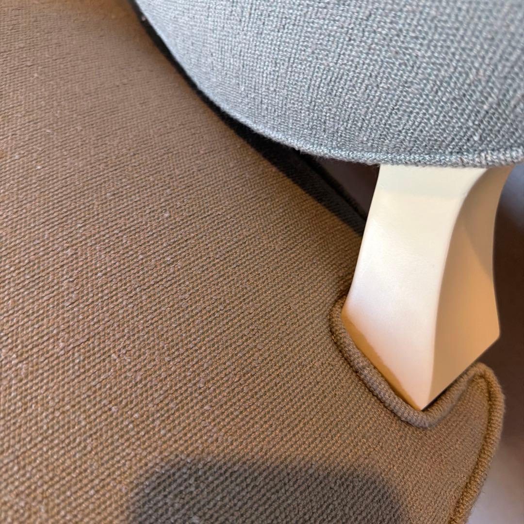 Barbara Barry バーバラバリー　チェア一脚