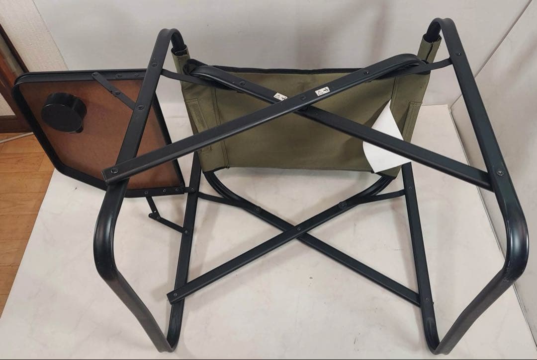 Coleman サイドテーブル付きデッキチェア オリーブ 2000033809