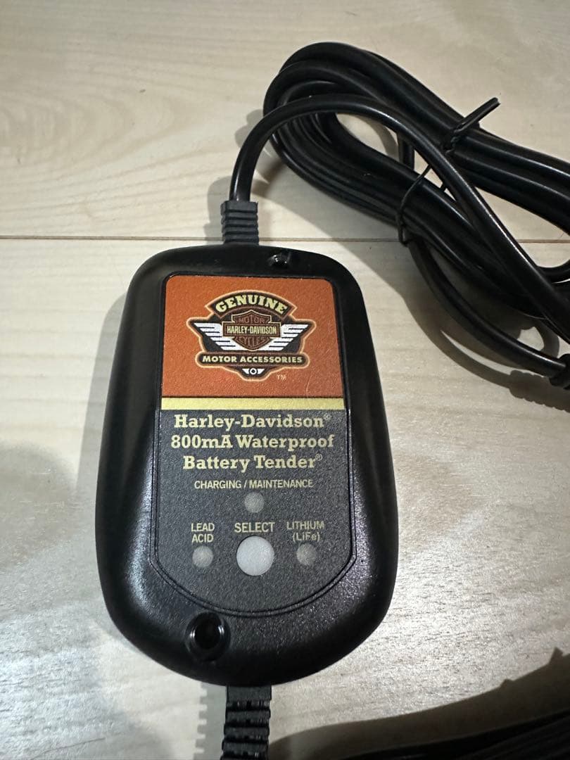 防水バッテリーチャージャー Harley-Davidson 新品未使用