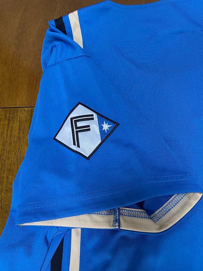 北海道日本ハムファイターズ ユニフォーム XL キャップ付き