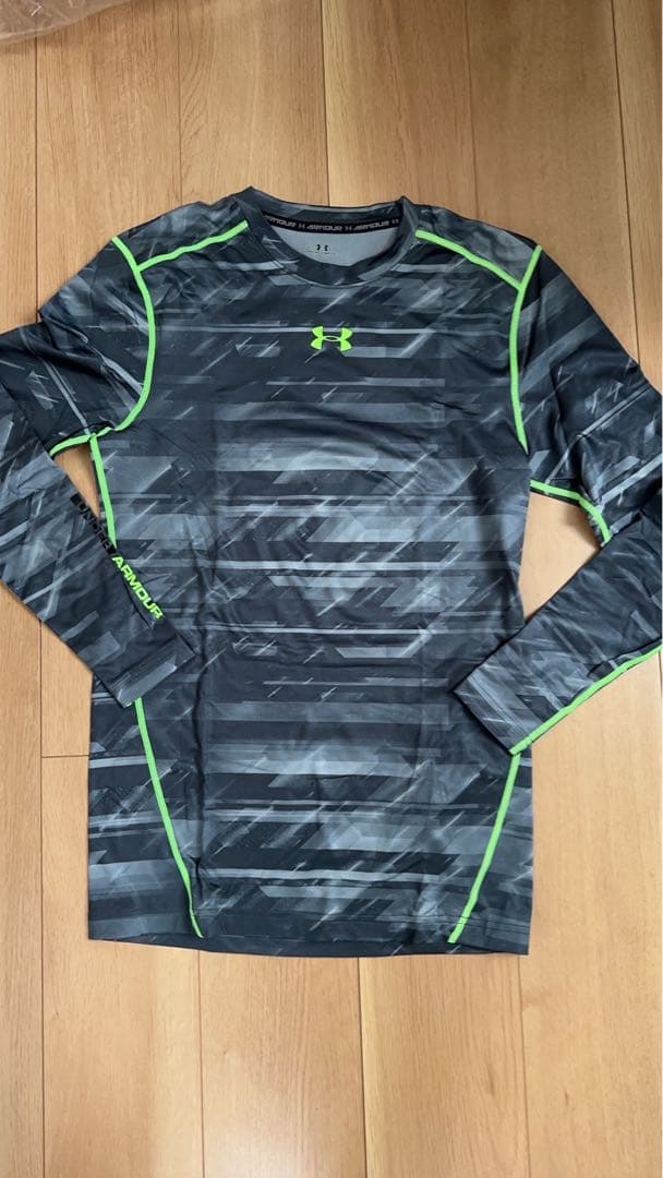 アンダーアーマー　タイツ　上下セット