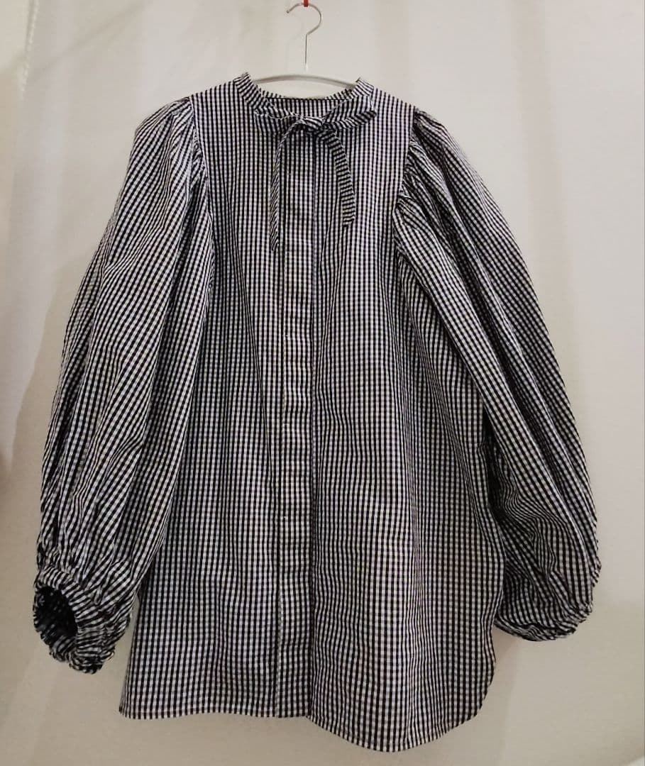 yori ヨリ リボンパフスリーブ ブラウス ネイビー ギンガムチェック