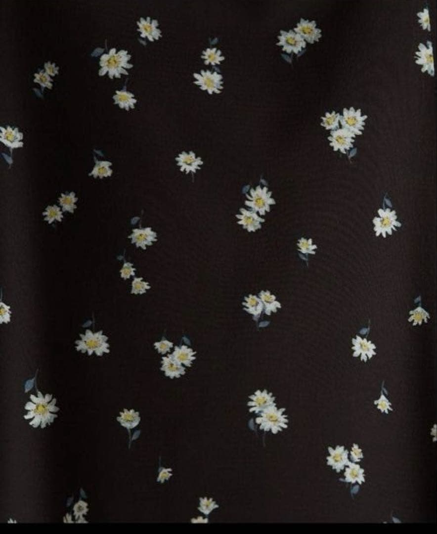 リリアンカラット　マーガレットギャザーワンピース　新品未使用タグ付き