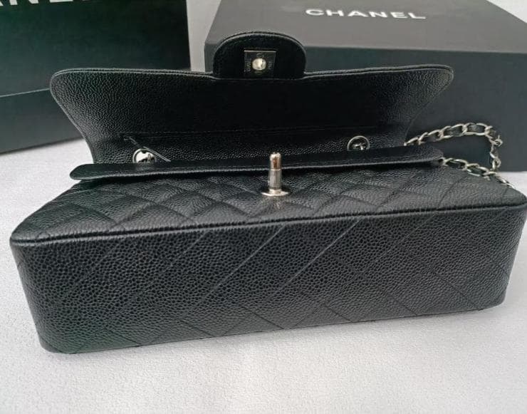 CHANEL シャネル キャビアスキン 25 ショルダーバッグ