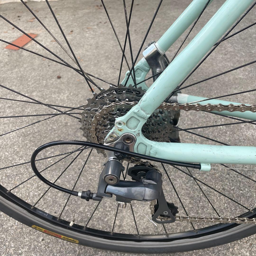 クロスバイク　8速フロントシングル