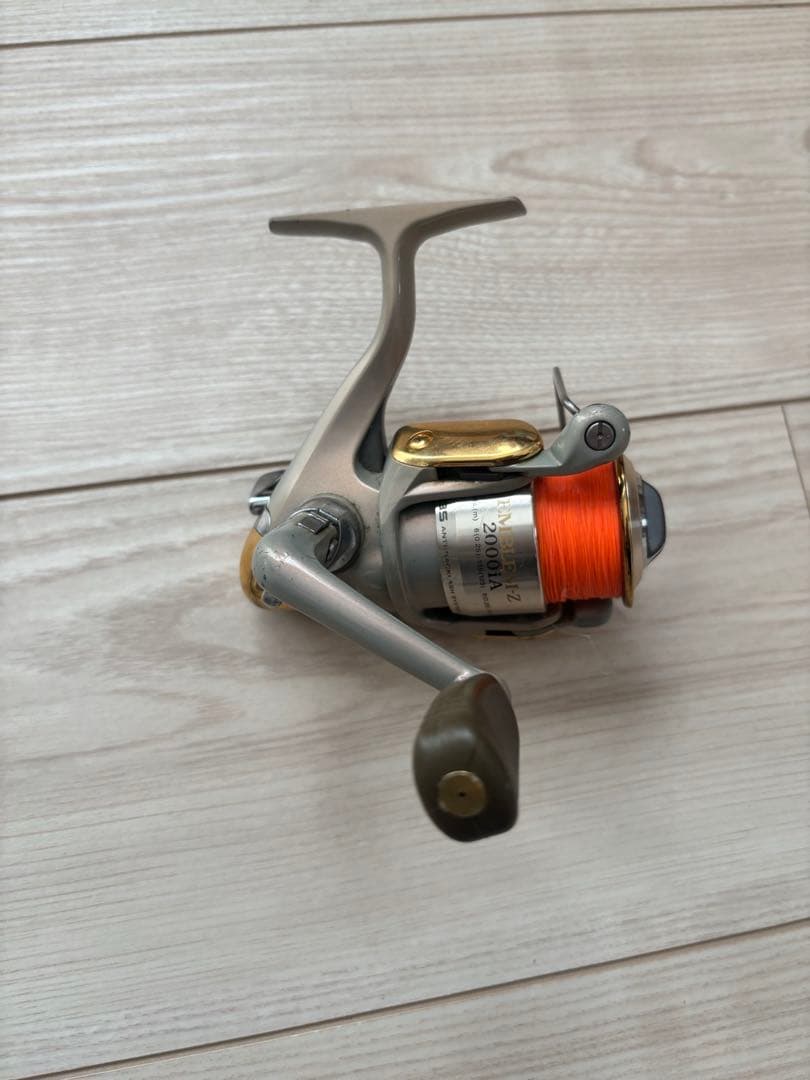 レッドダイワ シーパラダイスＨ４００　おまけ付きダイワ（リール）