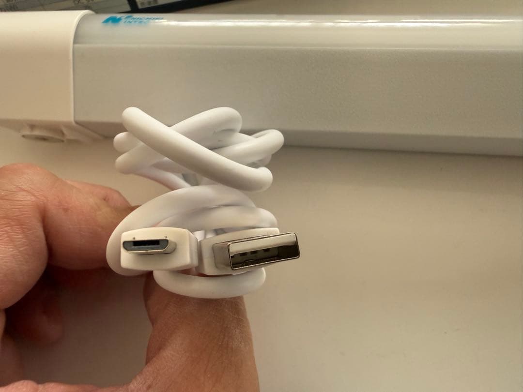 『新品未使用品』 LED携帯灯　光るんです＋