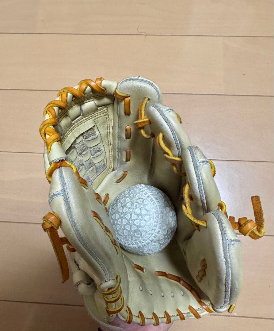 ZETT 軟式グローブ クリーム色