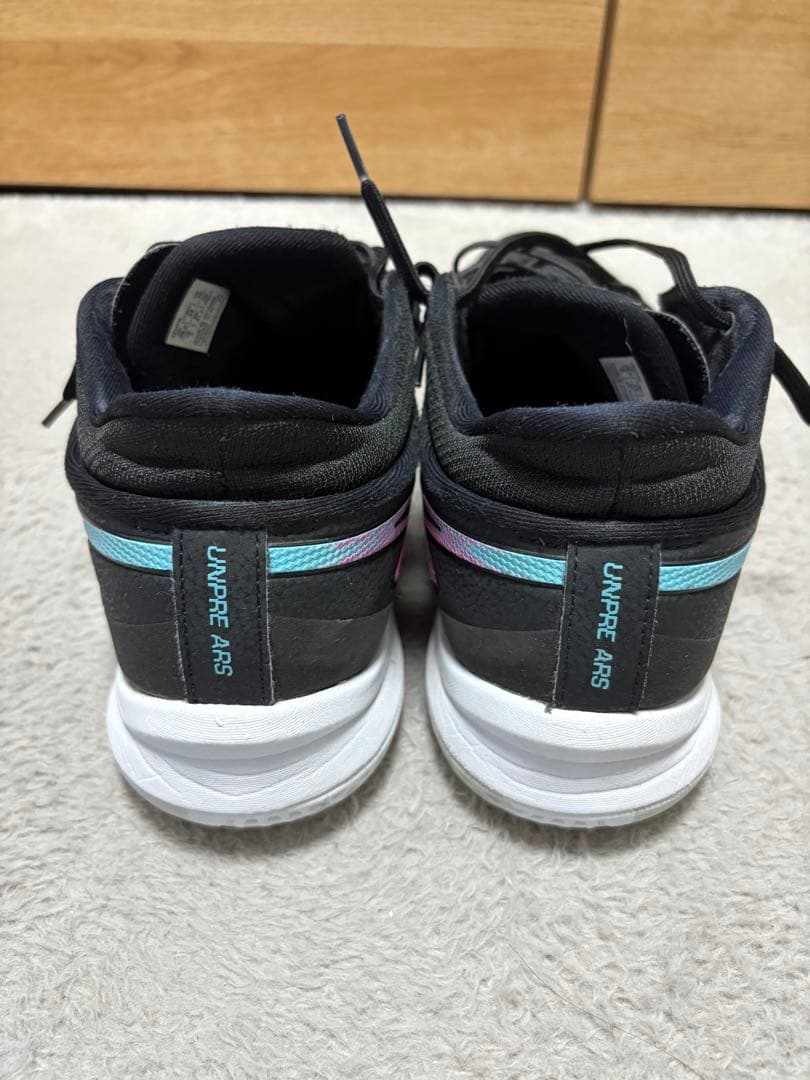 ASICS バスケットボールシューズ アンプレアルス　low