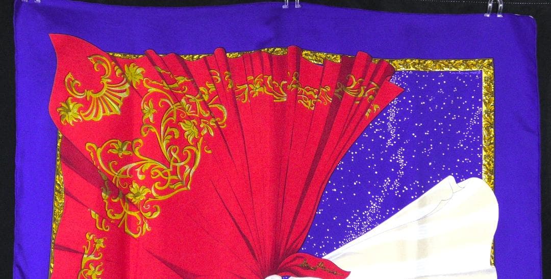 美品　HERMES エルメス　大判スカーフ　カレ90　 D362