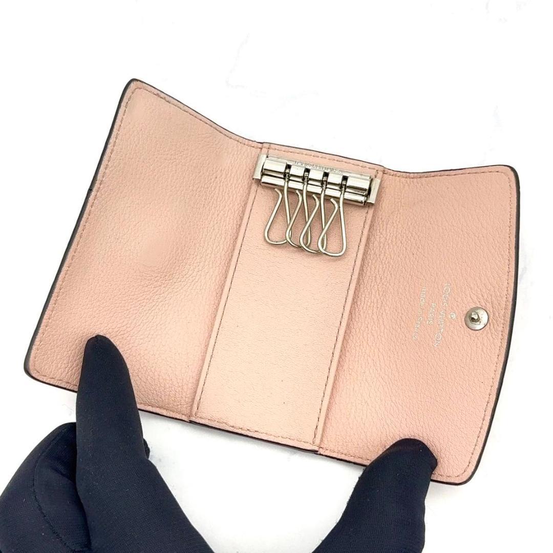 【最高級美品】ルイヴィトン マヒナ キーケース ミュルティクレ4 マグノリア