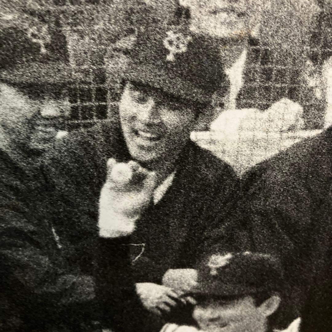 ゆ*ん様 GIANTS 長嶋茂雄さんサイン入りモノクロ写真パネルＡ2版？