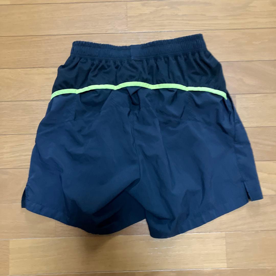 asics 蛍光イエロー 半袖シャツとショートパンツバック４点セット