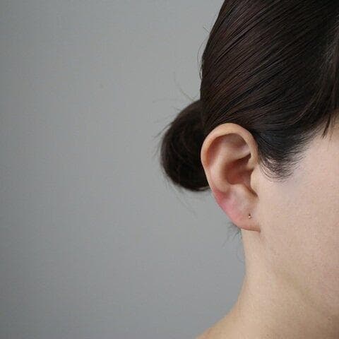 Kathleen Whitaker バーベル　ピアス 14金　SOURCE