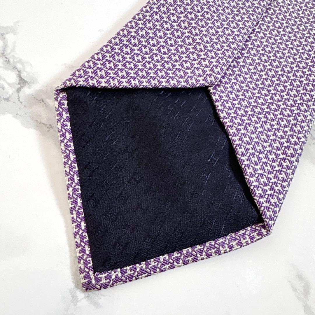 ✨未使用✨HERMES ジャガードH柄 総柄　薄い紫色　白いH柄 ネクタイ