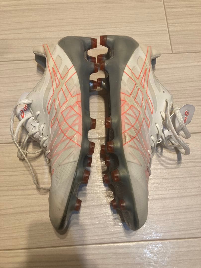 ASICS DS LIGHT サッカースパイク ホワイト/ピンク