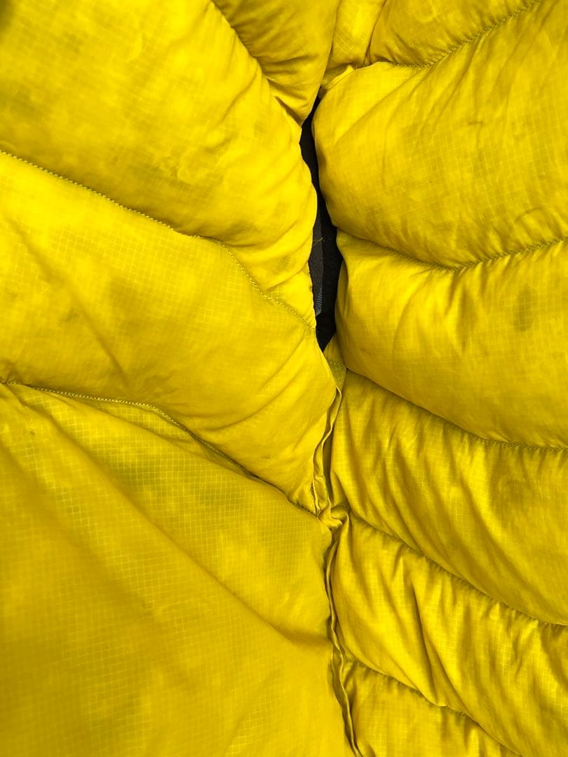 ホグロフス L.I.M ダウンベスト パタゴニア モンベル ノースフェイス