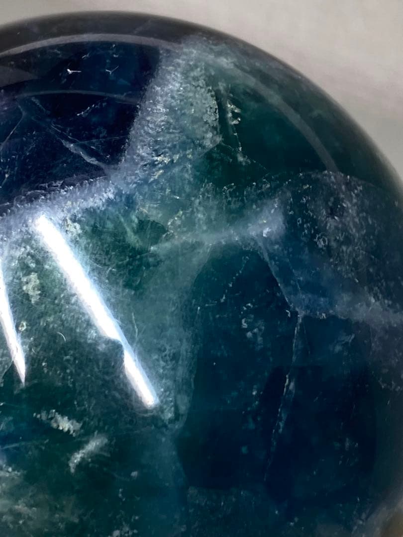 T1048-6 エンジェルフェザーフローライト　虹入スフィア紫ブルーグリーン