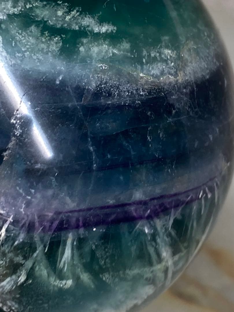 T1048-6 エンジェルフェザーフローライト　虹入スフィア紫ブルーグリーン