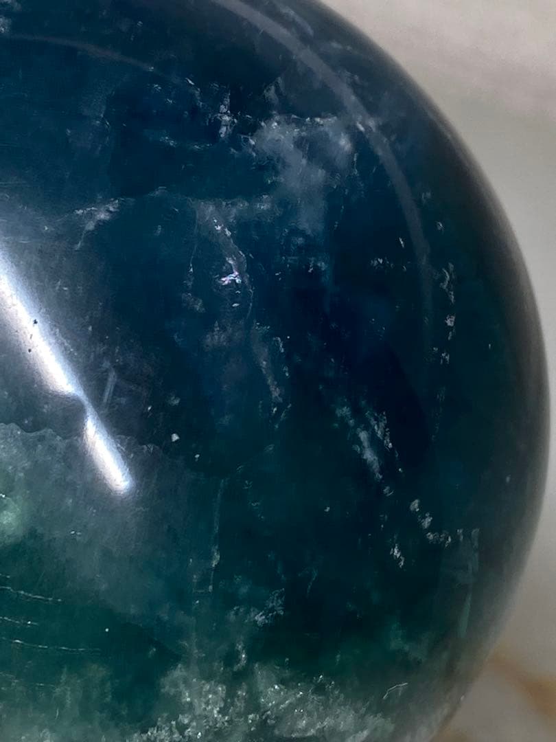 T1048-6 エンジェルフェザーフローライト　虹入スフィア紫ブルーグリーン