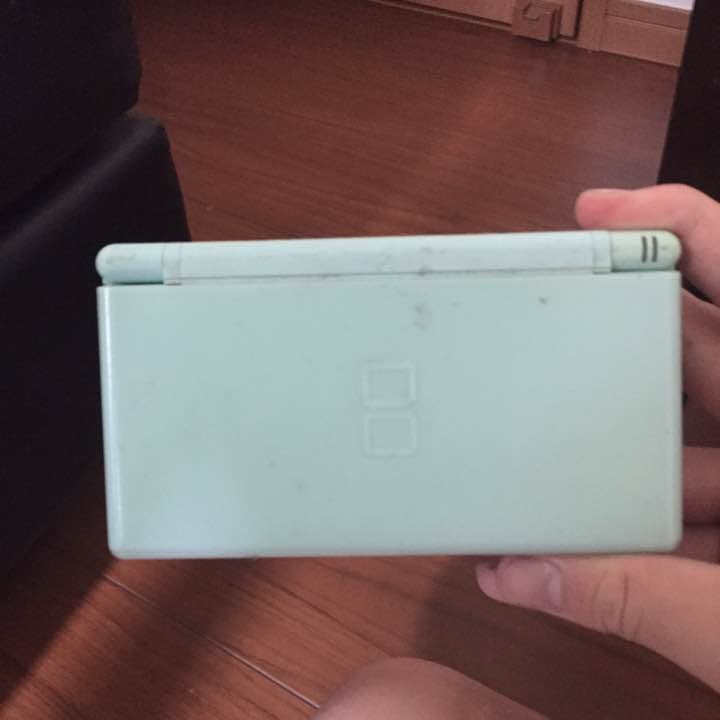 Nintendo Switch DS Light