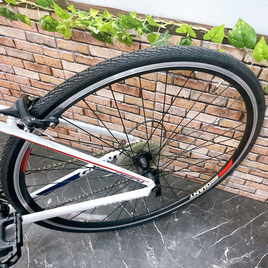 【18】ロードバイク スポーツ車 GIANT DEFY ホワイト SORA