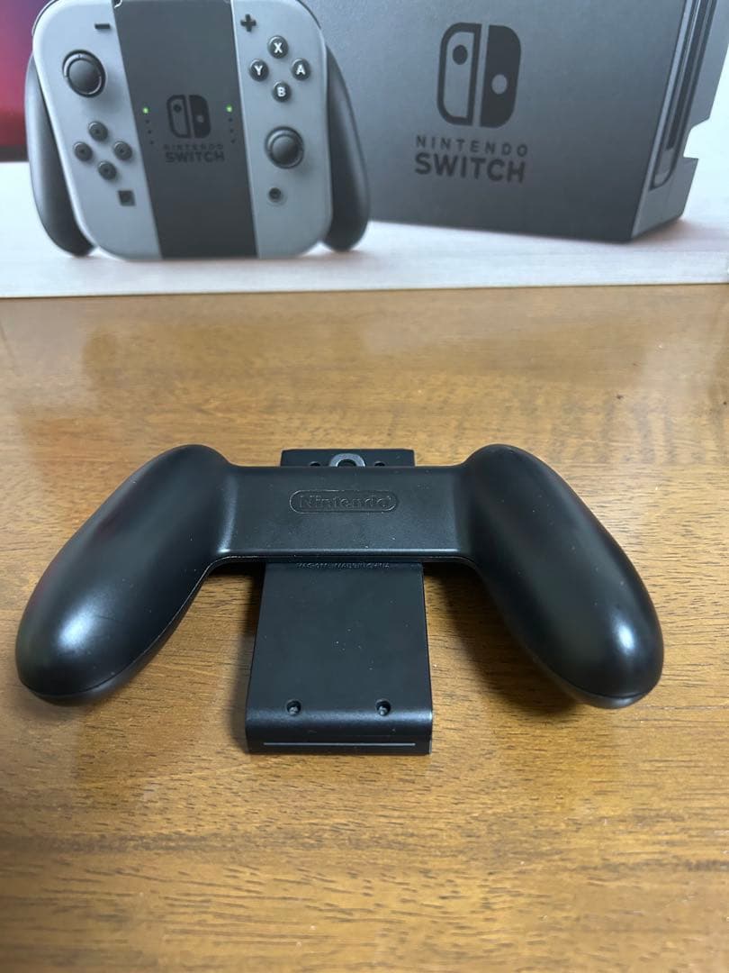 Switch 【オマケ多数】本体 カラフルジョイコン付き