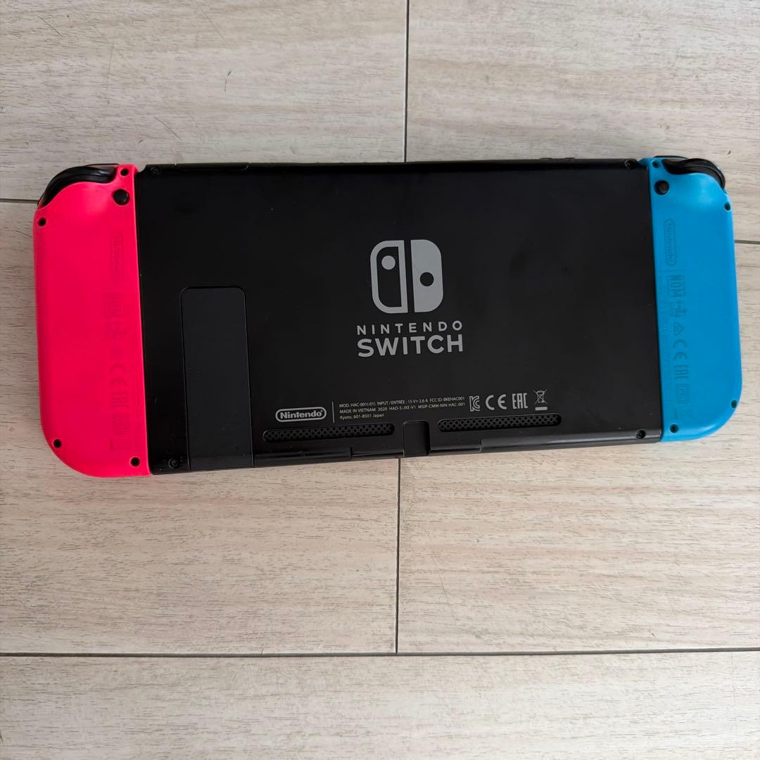 Switch 本体　液晶不具合あり