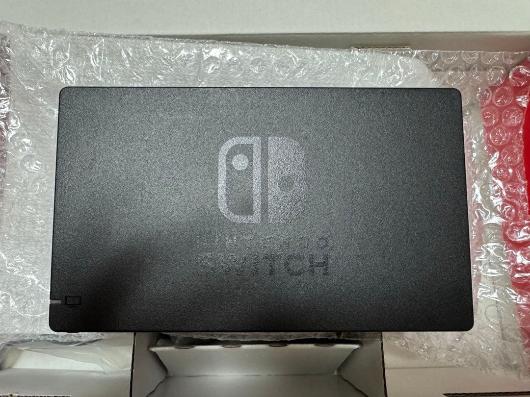 美品　Nintendo Switch 本体