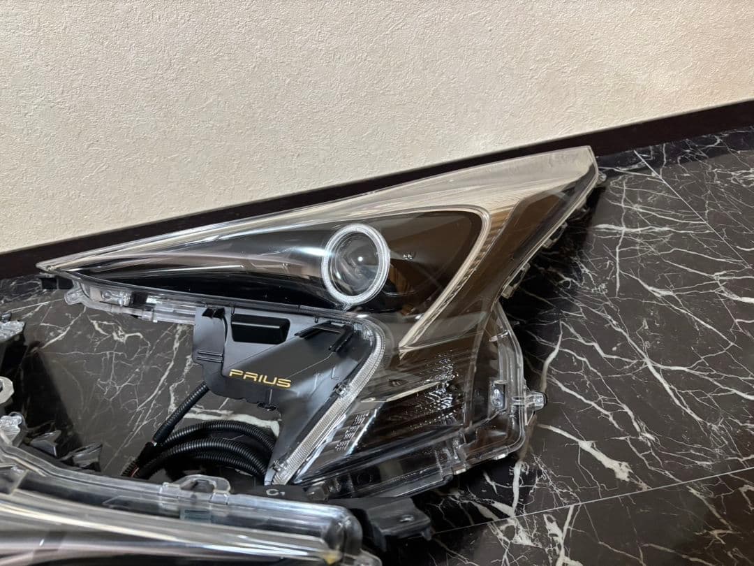 【フルカラー】50プリウス　前期　加工ヘッドライト　イカリング