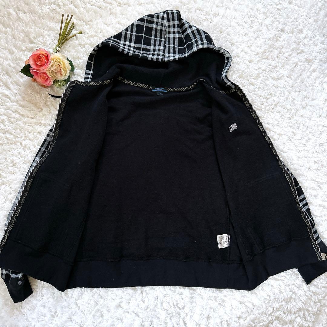 美品 バーバリーブルーレーベル パーカー ノバチェック ホース刺繍 ネイビー M