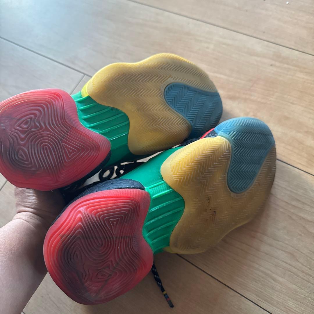 23.0cmバスケットボールシューズ ハイカット 黒/多色