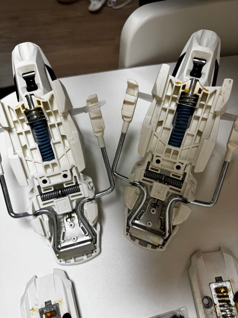 マーカー スクワイヤー11 スキー ビンディング 90mm ホワイト 10日使用