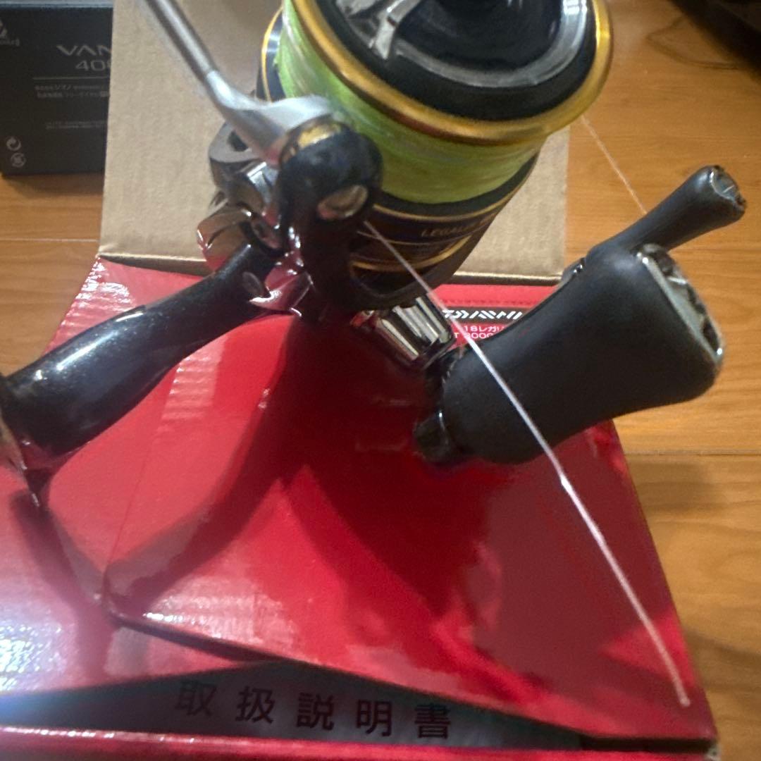 【値下げ中】スピニングリール　レガリス3000scdh