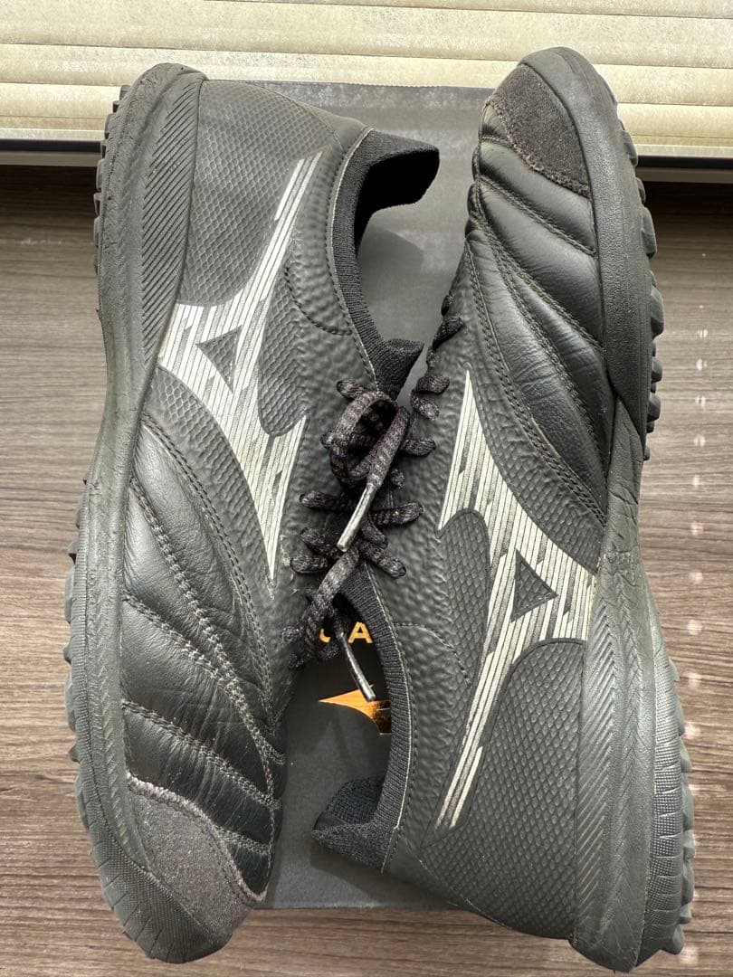 最終値引き美品MIZUNO MORELIA トレーニングシューズ ブラック日本製